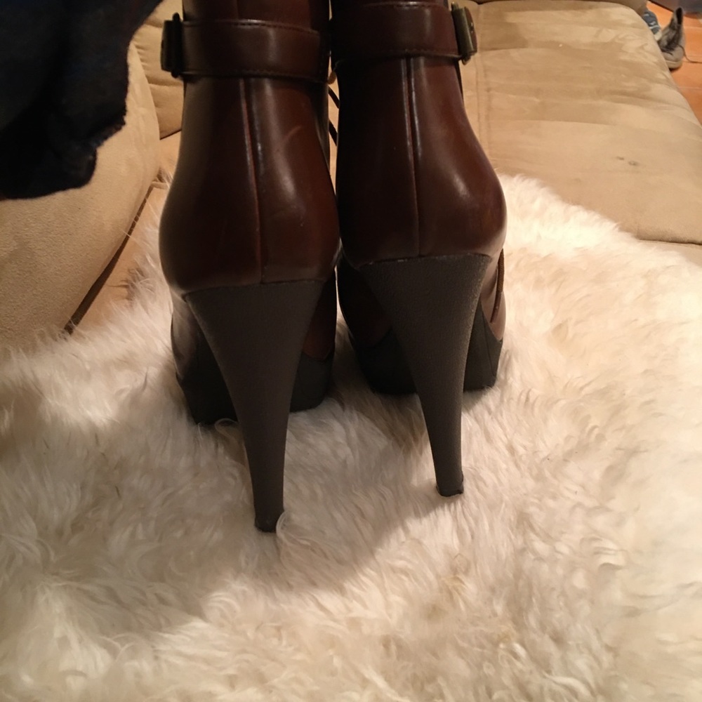 Platform Boots - Picture 2 of 4
